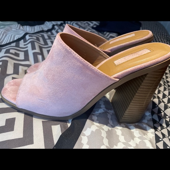 Forever 21 high heels pink block mules, din fabric - Picture 2 of 8